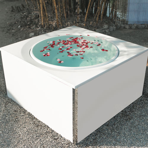地上ジャグジー - Cocoon ST  - Swiss Thai Water Solution Co.,LTD - 正方形 / 6人用 / 4人用