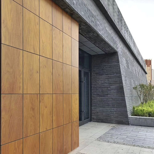 パネルサイディング - DEBO HUWAI-HPL Compact Exterior Nature Wood04 - DEBO - HPL / 垂直 / 持続的