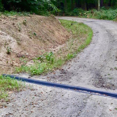 スロット排水路 - OPEN TOP CULVERTS - Pietrucha Group - その他の素材／材料 / 駐車場用 / 道路