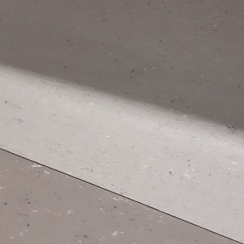 グレーすそ板 - HSLA  - Gerflor - Contract Sport & Contract Flooring - リノリウム製 / L字型 / メンテナンスコスト軽減