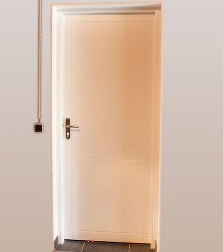 屋内用ドア - K 0,9 TECHNIDECOR® - HUET - MDF / マツ製 / モミ材製