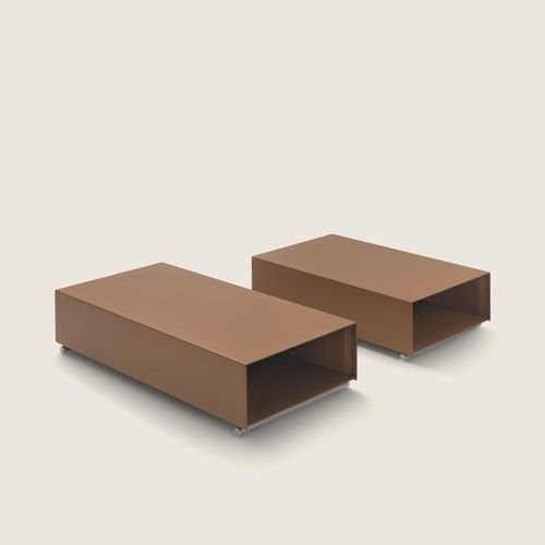 現代風ローテーブル - GROUNDPIECE - FLEXFORM - エポキシ樹脂系 / 熱可塑性樹脂製 / 金属製