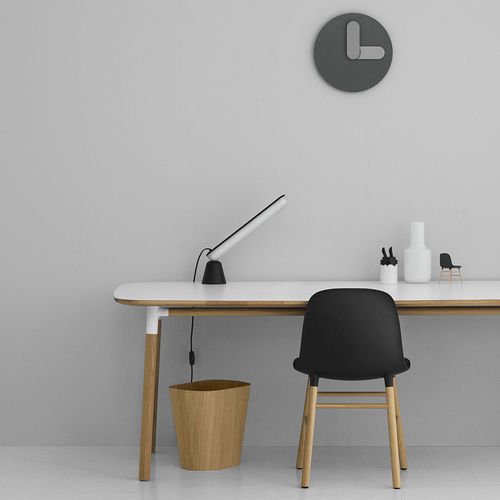 現代風時計 - BOLD - Normann Copenhagen - 壁かけ式 / アナログ / アルミニウム