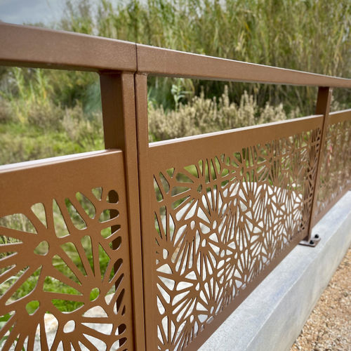 レーザーカットフェンス - CORTEN - Quaglia Diffusion - パネル付き / 庭用 / 熱漆塗りスチール