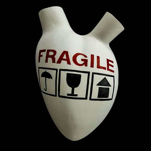 現代風花瓶 - FRAGILE - ELICA STUDIO - 磁器製 / 壁取り付け式 / 手作り