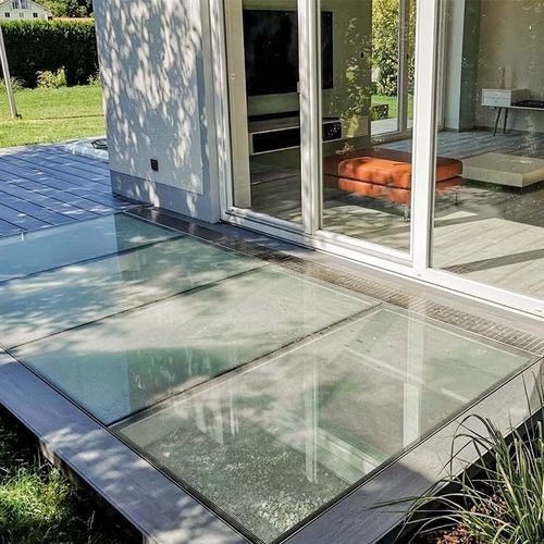 足場光の井 - SKYFLOOR BL - Taghell GmbH - ガラス張り
