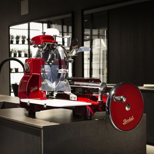 肉スライサー - FLYWHEEL BS300 RED - Berkel - 半自動 / 業務用 / 丸ノコ刃