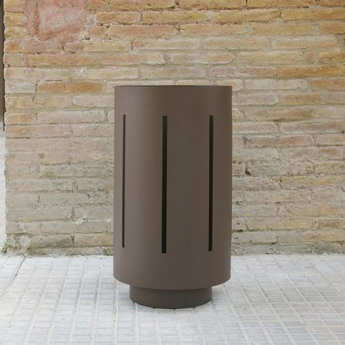 公共用ゴミ箱 - ROLL series - RYM URBAN FURNITURE, S.L. - 金属製 / 灰皿付 / ふた付き