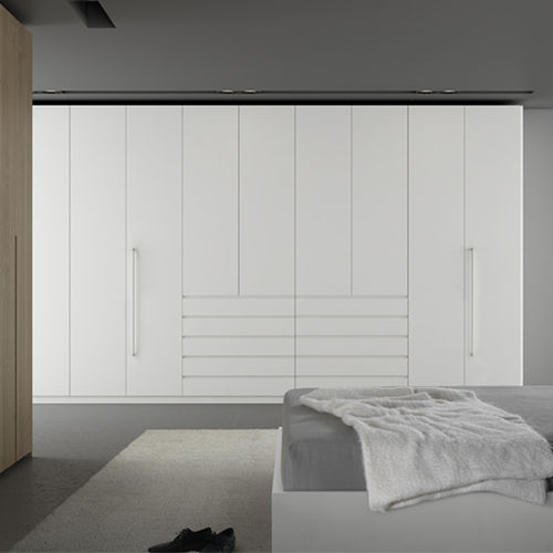 現代風ワードローブ - CUSAN BLANCO  - MUEBLES DOCA - 漆木材 / 開き戸 / ホテル用