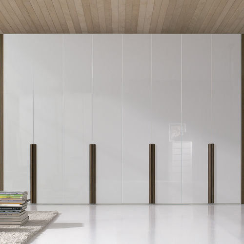 組み込み型ワードローブ - CHIC - CARRE furniture - 現代風 / 木製 / 漆木材