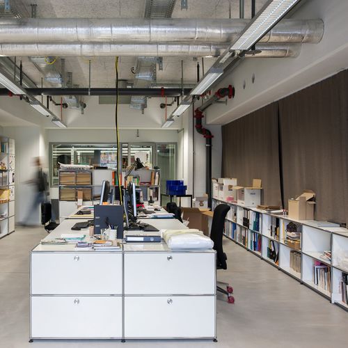 ローオフィス戸棚 - USM Haller - USM Modular Furniture - 金属製 / 引き出し / 現代風
