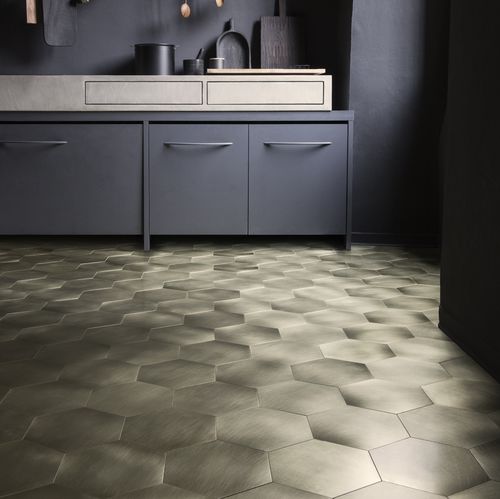 金属製タイル - CHARME COLLECTION - BRUSHED BRASS - Planium - ブラッシング仕上げ / 光沢 / 高光沢