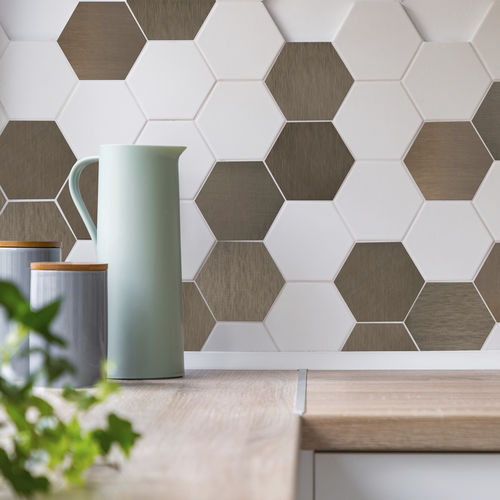 屋内用壁面装飾材 - HEXAGONAL, METAL SHAPES - Planium - 金属製 / サテン / テクスチャード仕上げ