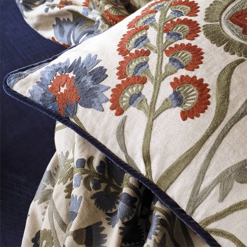 張り地 - HARDWICK CREWEL  - Zoffany - カーテン用 / ローラーブラインド / 花柄