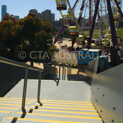 スチール階段用段鼻部材 - PROSTEP CLASSIC - CTA Australia - 滑り防止