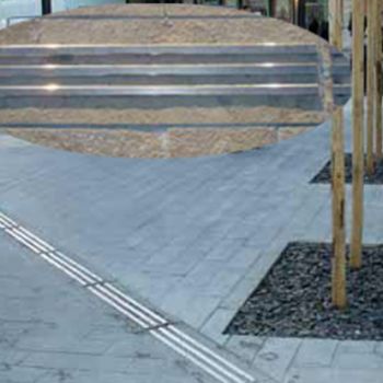 ステンレス網製視覚障害者誘導用ブロック - RAIL DE GUIDAGE - FRANCE INOX INDUSTRIE
