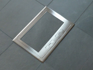 はめ込み式電動筺体 - C3X - FBS - Floor Box Systems - 床置き / コンセント タップ用