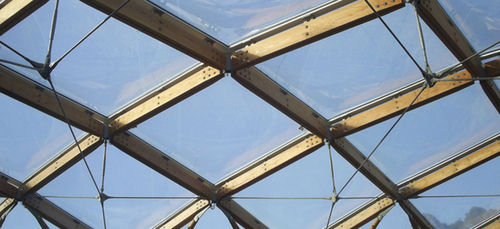 ガラス繊維建築用膜材 - ALNWICK GARDENS VISITOR CENTRE - Hightex - PTFE / 張力構造用