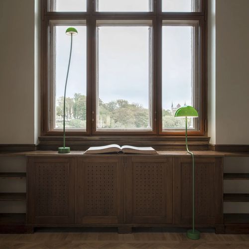 床置きランプ - CURVE FLOOR GLASS - ZERO - フロア / アクリル製 / 金属製