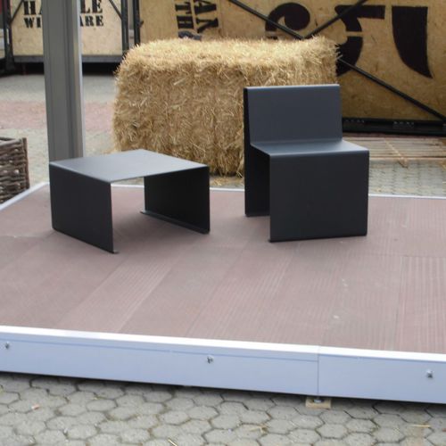 現代風チェア - LINEA - Euroform K. Winkler GmbH - 屋外用 / 溶融亜鉛メッキ鋼製 / 鋼板