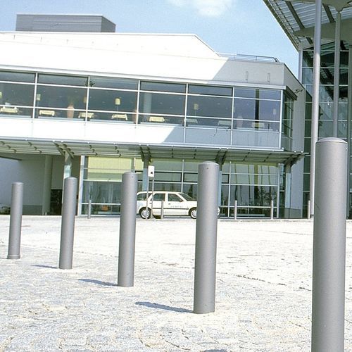 保護用ボラード - BARRIER - Euroform K. Winkler GmbH - 取り外し可能 / 金属製 / 亜鉛めっき