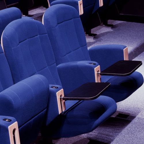 現代風講堂椅子 - CONFERENCE HALL - kleslo - 布製 / 木製 / 折りたたみ式