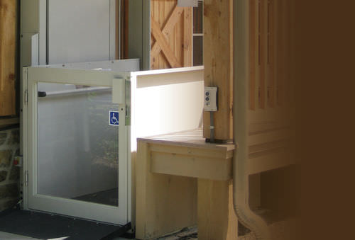 身体障害者用リフト型プラットフォーム - MULTILIFT - SAVARIA CONCORD - 建物用 / 業務用 / 屋内用