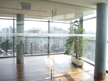 安全ガラスパネル - TEMPEREDGLASSPLUS® - CRISTAL PONTEVEDRESA - 硬化 / 透明 / 間仕切壁用
