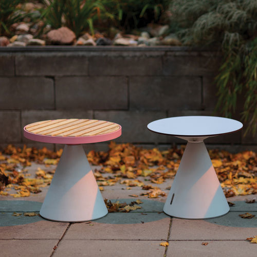 現代風スツール - CONICS - mmcité street furniture - 木製 / HPL / スチール製