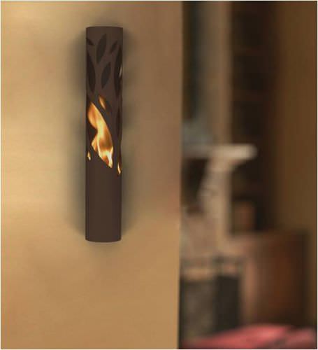 壁取り付け式庭園トーチ - TWIG SCONCE - Develpro Inc.