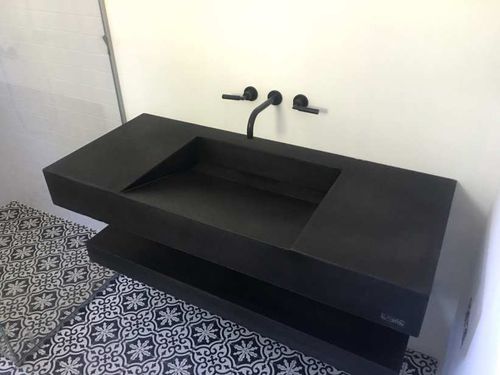 コンクリートbfuhp Ductal©バニティトップ - LAME DE DISCRETION  - BALIAN BETON Atelier - オーダーメイド