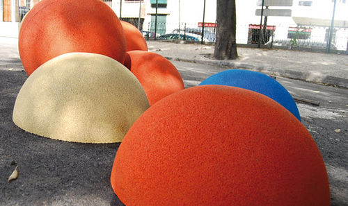 遊具 - EUROFLEX® Ball and Half Ball  - KRAIBURG Relastec GmbH & Co. KG