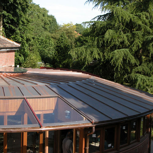 銅製カバー - HENLEY ON THAMES - Peters Roofing - 金属風 / 立ちはぜ継 / フラット