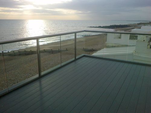 ガラス製手すり - BALCONY 2 BALUSTRADE SYSTEM - BALCONY - パネル付き / 屋外用 / バルコニー用