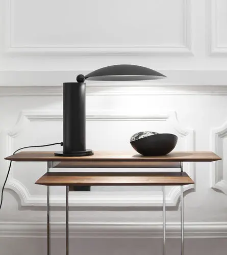 WASHINGTONデスクランプby Jean Michel Wilmotte Table Lamp WASHINGTON by J. Michel Wilmotte for Lumen Center. Shop