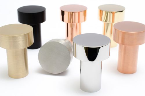 現代風洋服掛け - DOT  - B&B Sweden, Bäccman & Berglund Sweden - ブラッシュステンレススチール / アルマイト処理されたアルミ製 / ポリッシュステンレススチール製