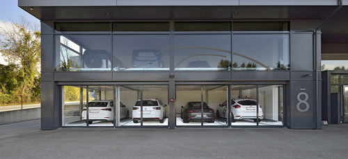 プラットフォーム付駐車システム - TRENDVARIO 6300 - KLAUS Multiparking GmbH - エレベーター付き