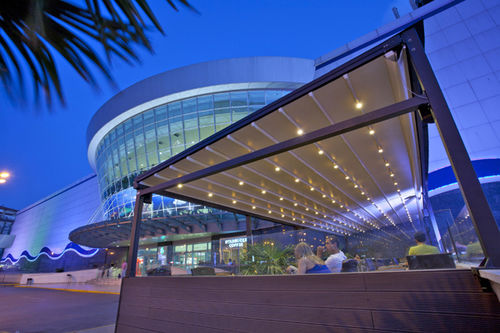 壁取り付けパーゴラ - NOVO - ALBAYRAK  - アルミ押出形材 / 布製キャノピー / オーダーメイド
