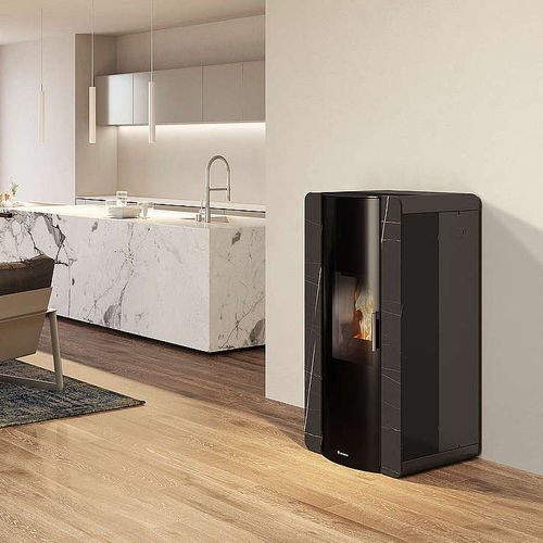 ぺレット給湯機能付きストーブ - ROMA - CS THERMOS S.R.L. - 10 kW...20 kW / 20 kW...50 kW / 独立型
