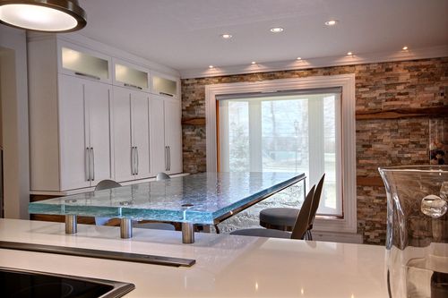 レンガ模様 バーカウンター ガラス天板付き