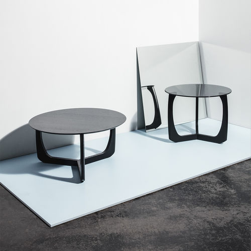 現代風ローテーブル - LILI - mobel copenhagen - オーク材 / ガラス製 / 円形