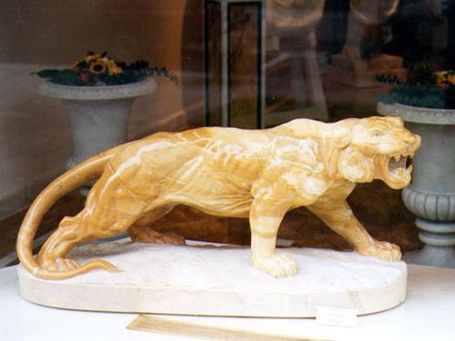 天然石彫刻 - TIGER - Leonardo Caminetti GmbH