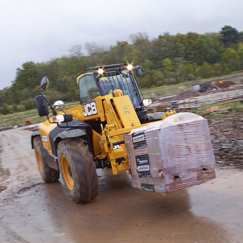 工事現場用伸縮自在フォークリフト - 541-70 - JCB Deutschland GmbH - Tier 4 / 積載用