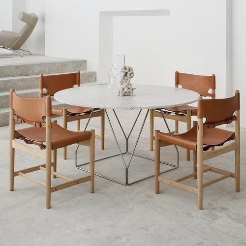 北欧デザインダイニングルーム用チェア - THE SPANISH - Fredericia Furniture - 屋内用 / 革製 / オーク材製脚