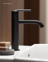 FAUCETS AND SHOWERS-12