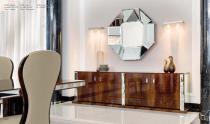 Opera Contemporary Glossy Chic-18