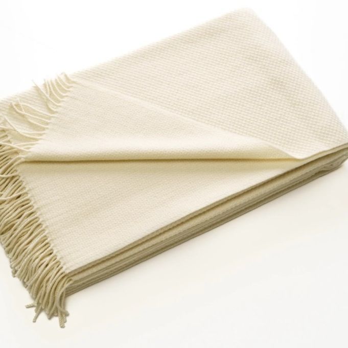 Tessuti a mano e fatti a mano da artigiani indiani in cashmere