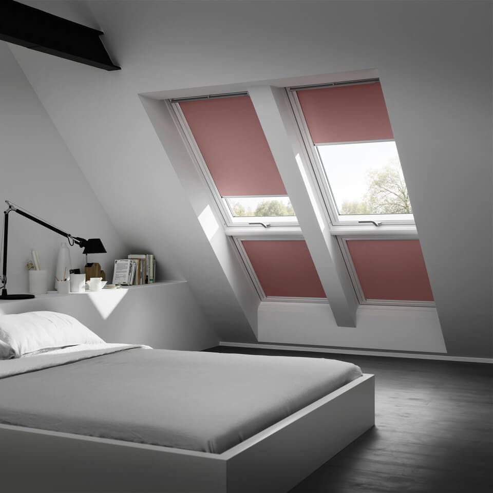 Persiana rolô VELUX em carbono / em material reciclado / da linha