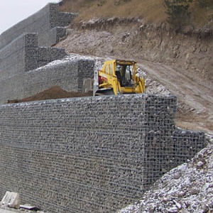 ConstruPedras - Muro de contenção em pedra argamassada