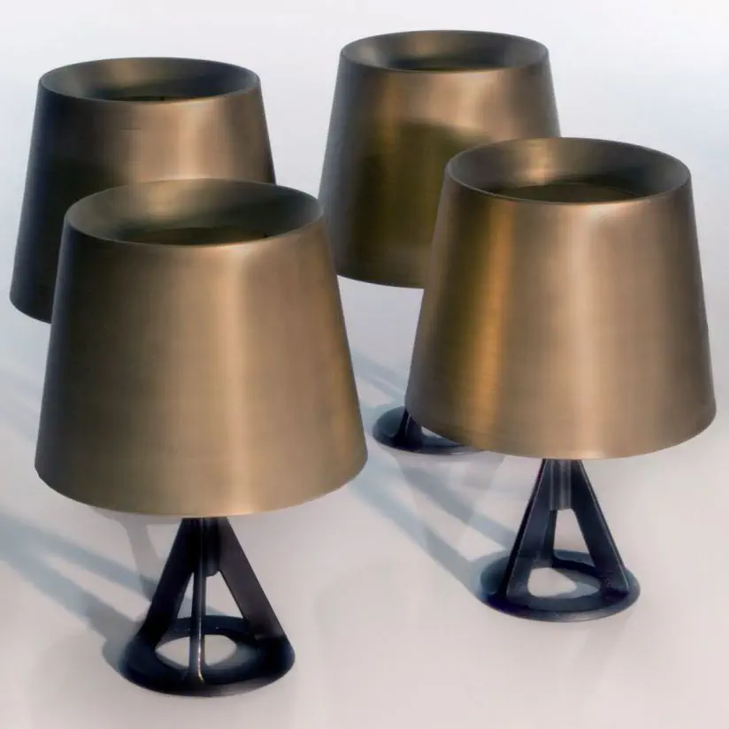 Luminária De Mesa Base Bss01 Teum1 Tom Dixon Em Latão Ferro Fundido Contemporânea Tom Dixon, Tom Dixon Base Table Lamp